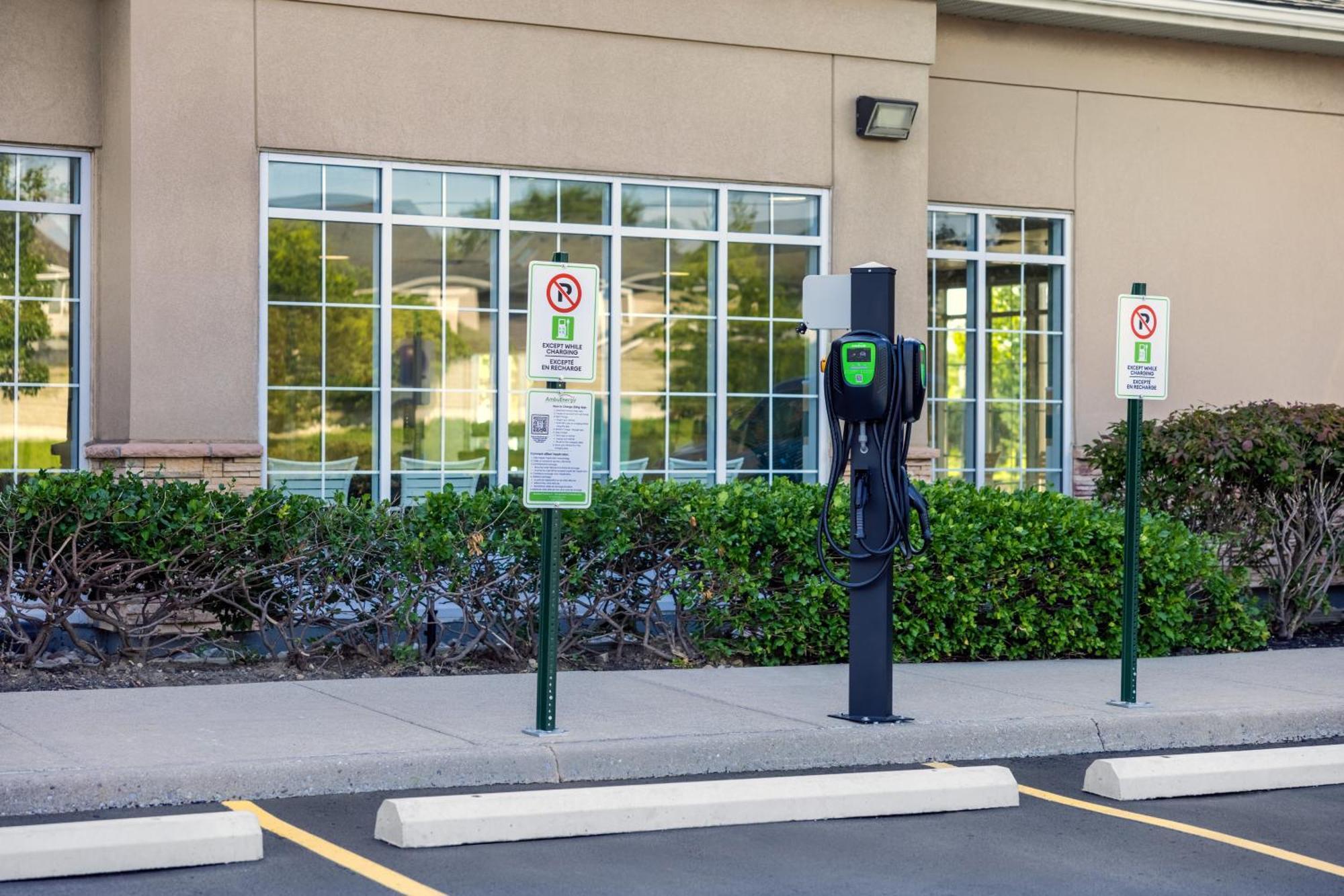 Homewood Suites By Hilton Cambridge-Waterloo, Ontario Bagian luar foto
